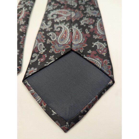 The Kensington Collection Lord & Taylor Paisley Silk Pointed Classic Necktie Tie - Picture 5 of 9